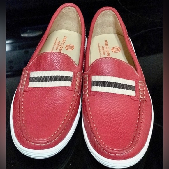 Women's 5 Red Pebbled Leather MARC JOSEPH NEW YORK Loafers - Picture 3 of 10